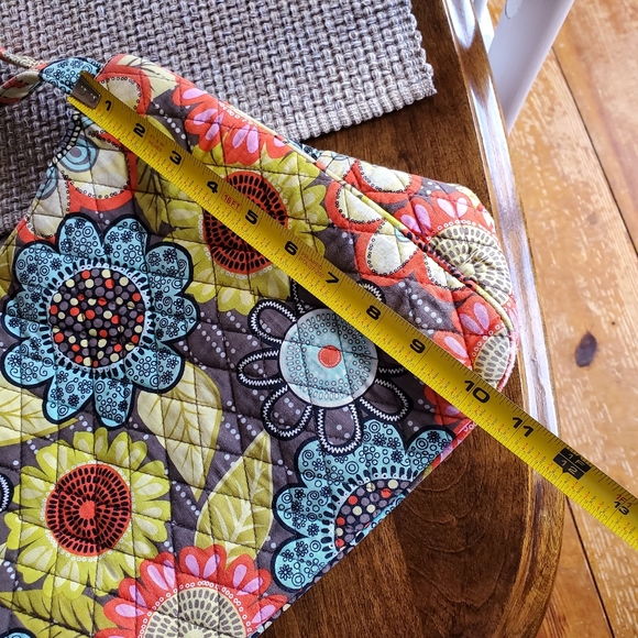 Vera Bradley Handbag - Picture 7 of 7